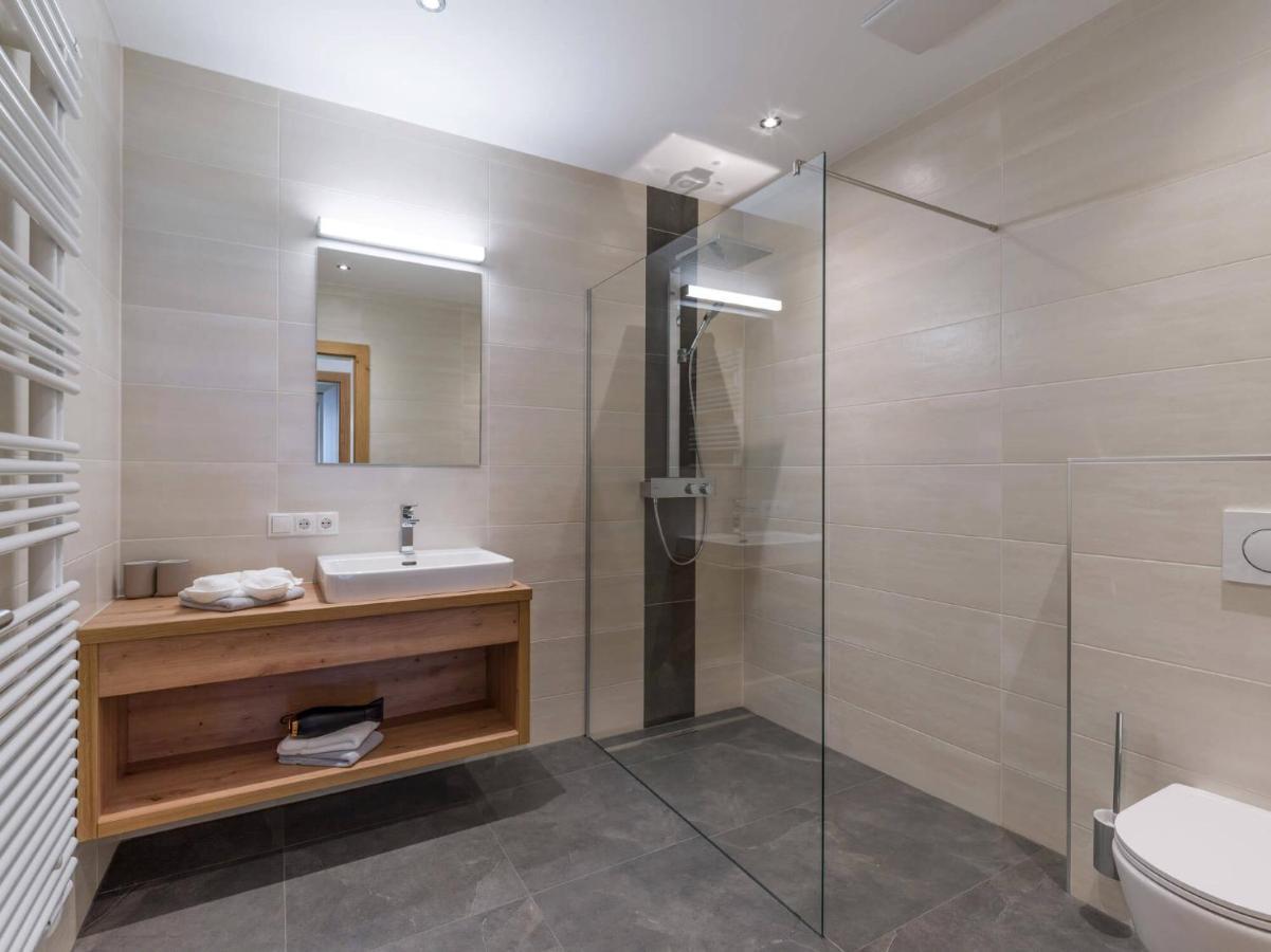 Baderer Apart Stumm Ngoại thất bức ảnh